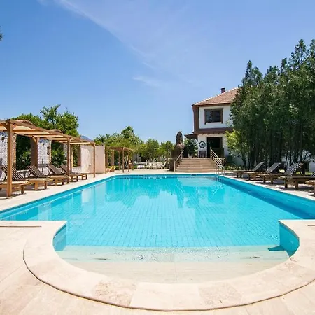 Ii Villa *